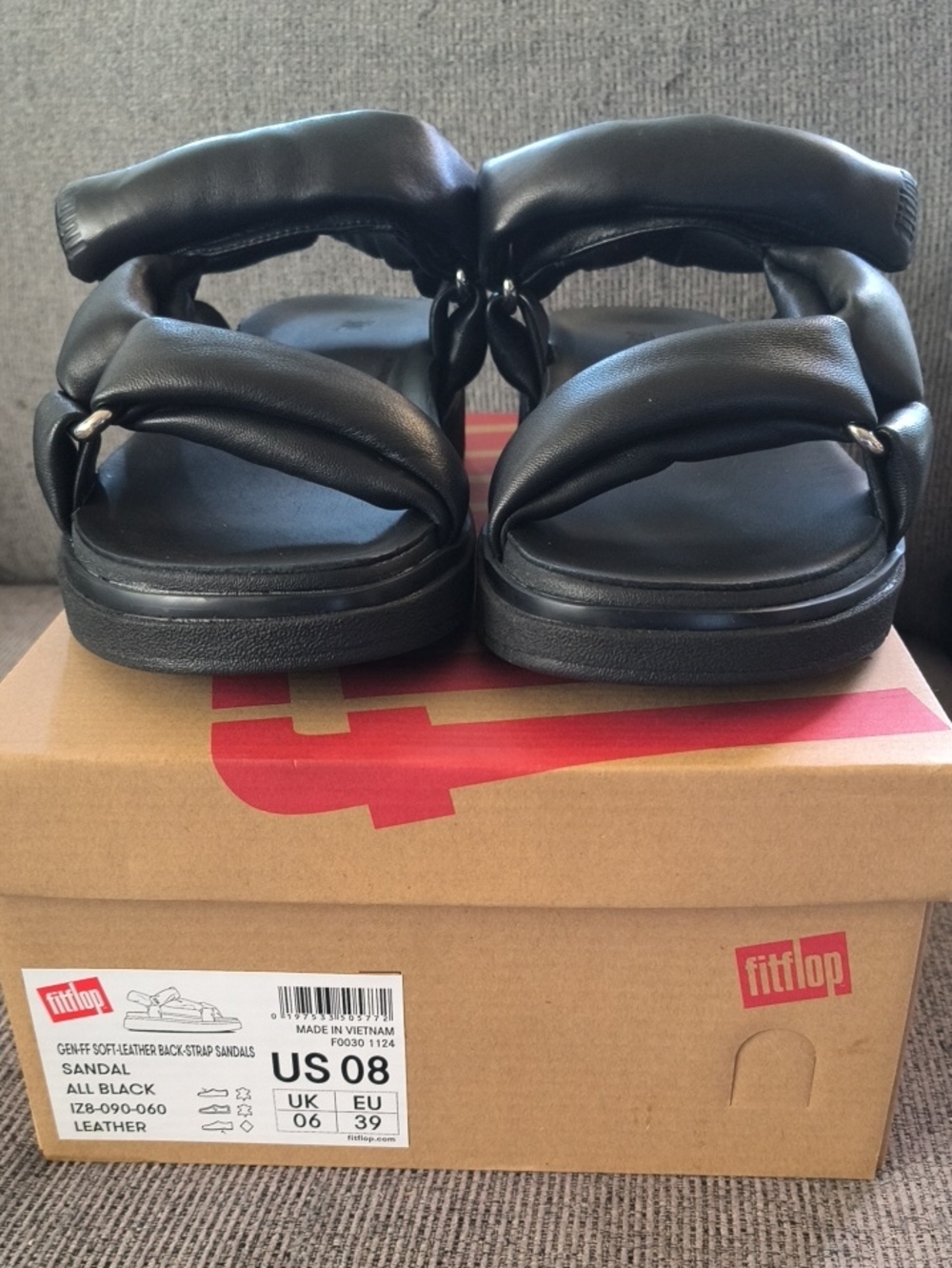 FitFlop women's Black Padded Leather Sandals.